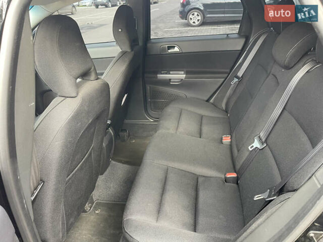 Черный Вольво В50, объемом двигателя 2 л и пробегом 279 тыс. км за 8750 $, фото 34 на Automoto.ua