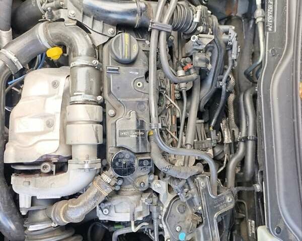 Чорний Вольво V50, об'ємом двигуна 1.6 л та пробігом 236 тис. км за 8200 $, фото 32 на Automoto.ua