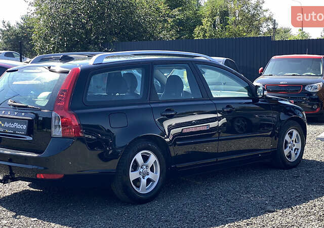 Черный Вольво В50, объемом двигателя 1.6 л и пробегом 197 тыс. км за 8200 $, фото 66 на Automoto.ua