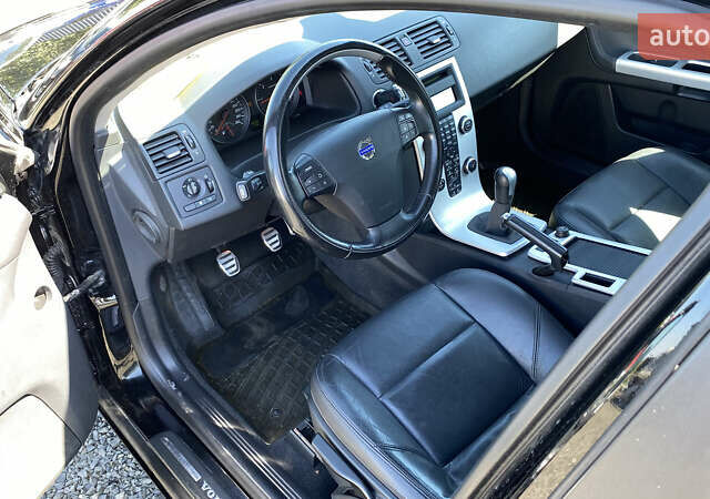 Черный Вольво В50, объемом двигателя 1.6 л и пробегом 197 тыс. км за 8200 $, фото 23 на Automoto.ua