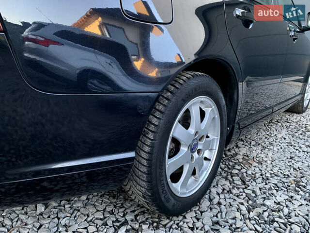 Черный Вольво В50, объемом двигателя 1.6 л и пробегом 252 тыс. км за 8200 $, фото 47 на Automoto.ua