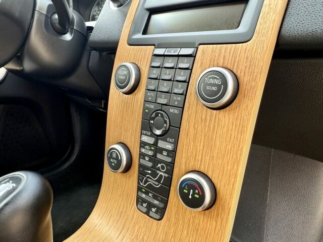 Черный Вольво В50, объемом двигателя 1.6 л и пробегом 218 тыс. км за 8599 $, фото 21 на Automoto.ua