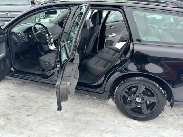 Чорний Вольво V50, об'ємом двигуна 2 л та пробігом 227 тис. км за 10500 $, фото 11 на Automoto.ua