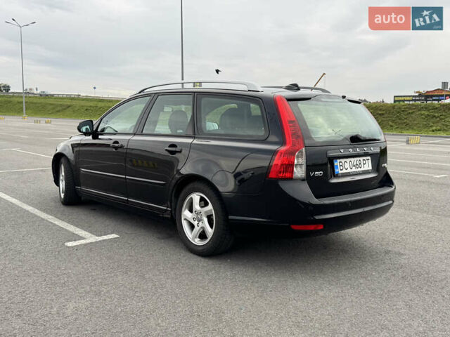 Черный Вольво В50, объемом двигателя 1.6 л и пробегом 225 тыс. км за 8300 $, фото 6 на Automoto.ua