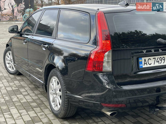 Черный Вольво В50, объемом двигателя 2 л и пробегом 279 тыс. км за 8750 $, фото 7 на Automoto.ua