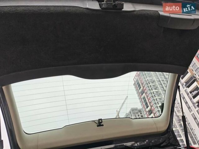 Чорний Вольво V50, об'ємом двигуна 1.56 л та пробігом 340 тис. км за 7000 $, фото 16 на Automoto.ua