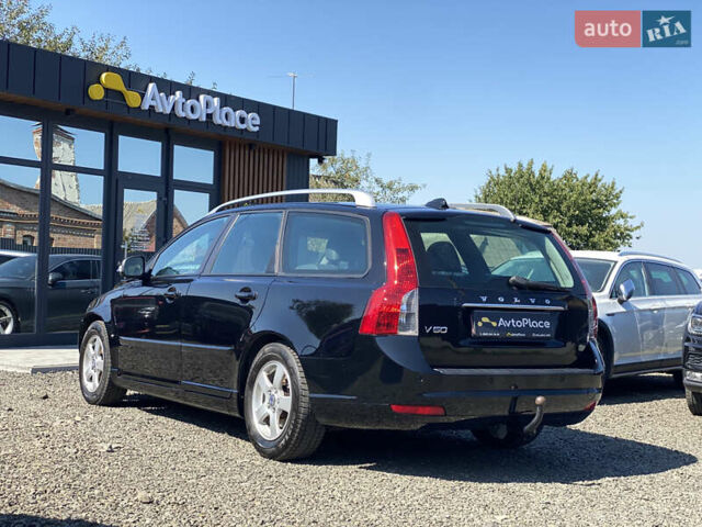 Черный Вольво В50, объемом двигателя 1.6 л и пробегом 197 тыс. км за 8200 $, фото 61 на Automoto.ua