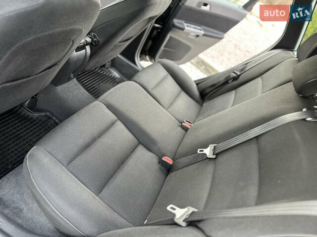 Черный Вольво В50, объемом двигателя 1.6 л и пробегом 219 тыс. км за 8300 $, фото 25 на Automoto.ua