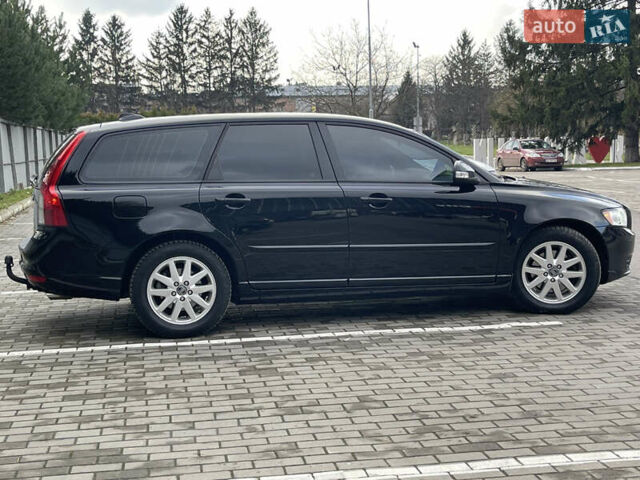 Черный Вольво В50, объемом двигателя 2 л и пробегом 279 тыс. км за 8750 $, фото 12 на Automoto.ua