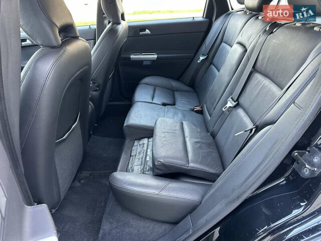 Чорний Вольво V50, об'ємом двигуна 2 л та пробігом 262 тис. км за 9850 $, фото 29 на Automoto.ua