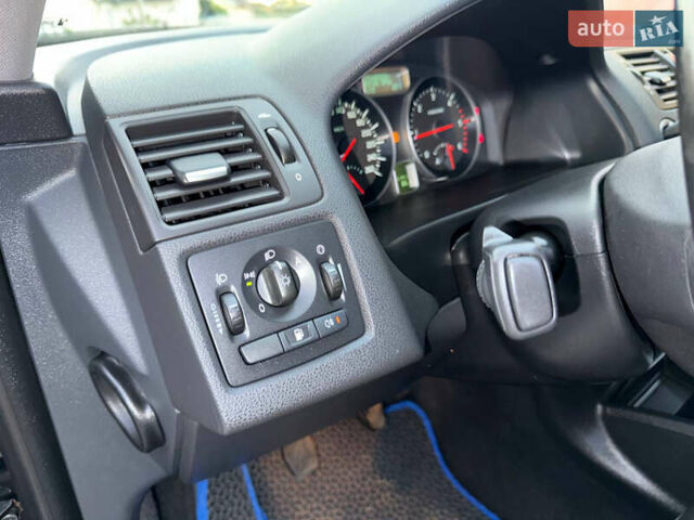 Чорний Вольво V50, об'ємом двигуна 1.6 л та пробігом 211 тис. км за 7995 $, фото 42 на Automoto.ua