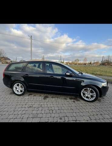 Черный Вольво В50, объемом двигателя 1.6 л и пробегом 215 тыс. км за 7600 $, фото 9 на Automoto.ua