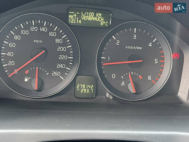 Черный Вольво В50, объемом двигателя 2 л и пробегом 279 тыс. км за 8750 $, фото 32 на Automoto.ua