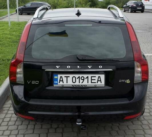 Черный Вольво В50, объемом двигателя 1.6 л и пробегом 227 тыс. км за 7950 $, фото 10 на Automoto.ua
