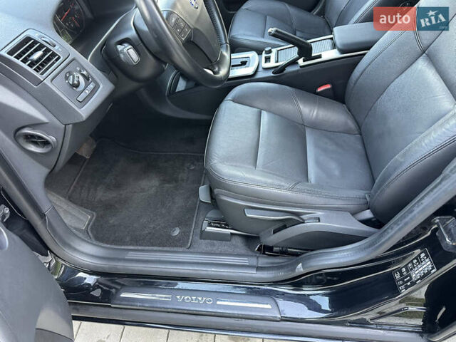 Чорний Вольво V50, об'ємом двигуна 2 л та пробігом 262 тис. км за 9850 $, фото 19 на Automoto.ua