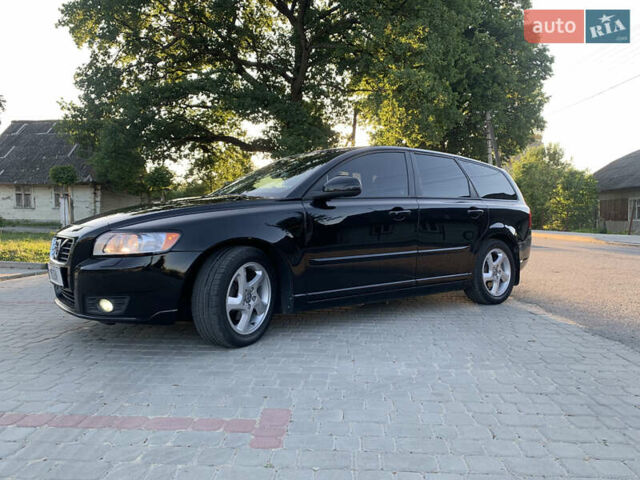 Черный Вольво В50, объемом двигателя 1.6 л и пробегом 234 тыс. км за 7850 $, фото 9 на Automoto.ua