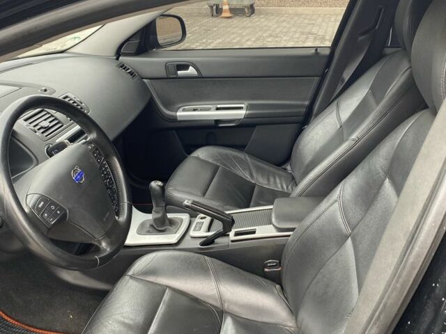 Чорний Вольво V50, об'ємом двигуна 1.6 л та пробігом 250 тис. км за 8999 $, фото 9 на Automoto.ua