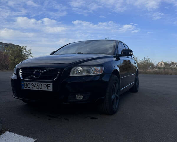 Вольво В50 2011 в Краматорске на Automoto.ua Черный Вольво В50, объемом двигателя 1.6 л и пробегом 258 тыс. км за 8000 $, фото 2 на Automoto.ua