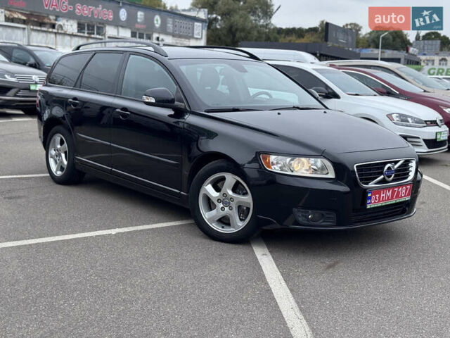 Черный Вольво В50, объемом двигателя 2 л и пробегом 213 тыс. км за 11000 $, фото 10 на Automoto.ua