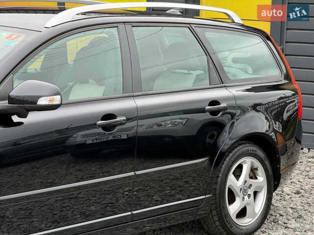 Вольво В50 2011 в Стрые на Automoto.ua Черный Вольво В50, объемом двигателя 1.6 л и пробегом 230 тыс. км за 8250 $, фото 12 на Automoto.ua