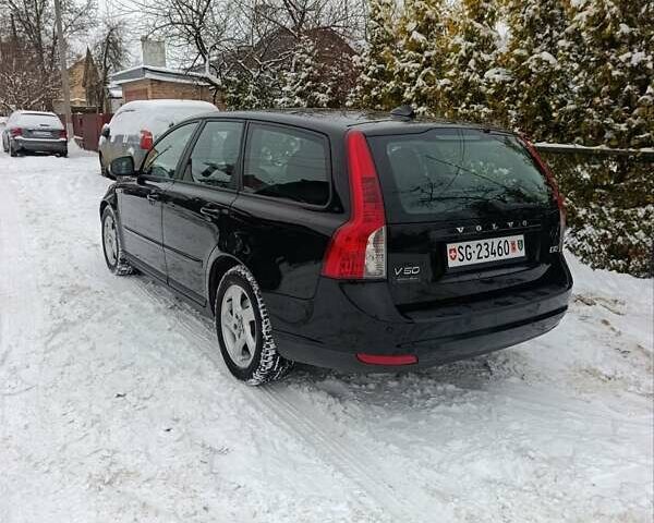 Чорний Вольво V50, об'ємом двигуна 1.6 л та пробігом 236 тис. км за 8200 $, фото 8 на Automoto.ua