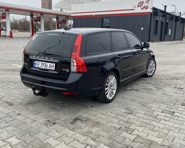 Чорний Вольво V50, об'ємом двигуна 1.56 л та пробігом 250 тис. км за 8999 $, фото 4 на Automoto.ua