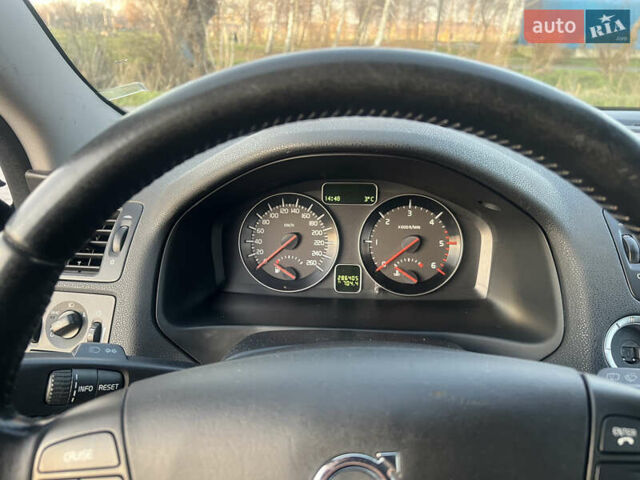 Черный Вольво В50, объемом двигателя 2 л и пробегом 284 тыс. км за 9200 $, фото 17 на Automoto.ua