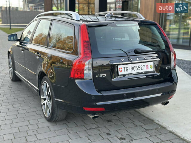 Чорний Вольво V50, об'ємом двигуна 2 л та пробігом 262 тис. км за 9850 $, фото 7 на Automoto.ua