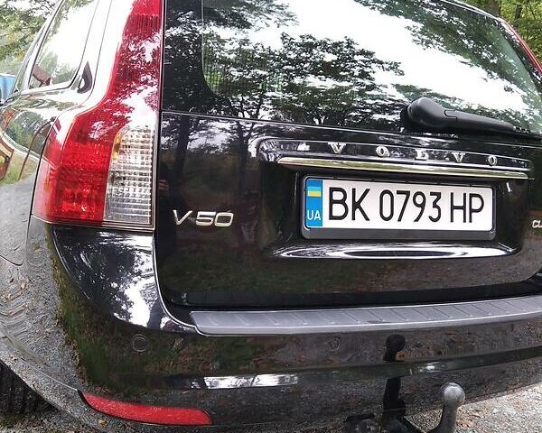 Черный Вольво В50, объемом двигателя 1.6 л и пробегом 166 тыс. км за 9000 $, фото 22 на Automoto.ua