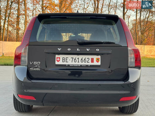 Черный Вольво В50, объемом двигателя 1.6 л и пробегом 235 тыс. км за 9350 $, фото 23 на Automoto.ua
