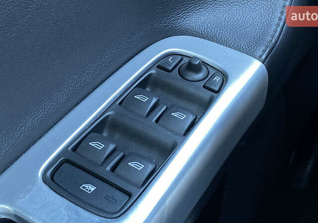 Черный Вольво В50, объемом двигателя 1.6 л и пробегом 197 тыс. км за 8200 $, фото 28 на Automoto.ua