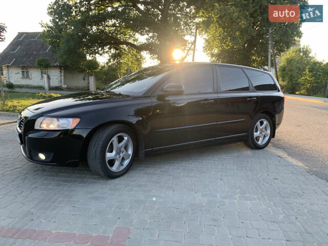 Черный Вольво В50, объемом двигателя 1.6 л и пробегом 234 тыс. км за 7850 $, фото 8 на Automoto.ua