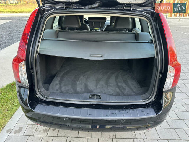 Чорний Вольво V50, об'ємом двигуна 2 л та пробігом 262 тис. км за 9850 $, фото 31 на Automoto.ua