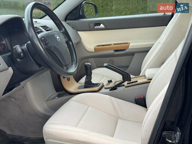 Чорний Вольво V50, об'ємом двигуна 1.6 л та пробігом 214 тис. км за 8999 $, фото 39 на Automoto.ua