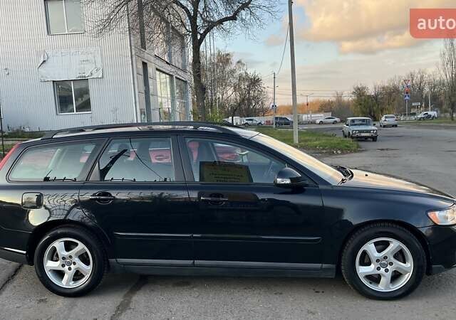 Черный Вольво В50, объемом двигателя 1.56 л и пробегом 243 тыс. км за 8200 $, фото 3 на Automoto.ua