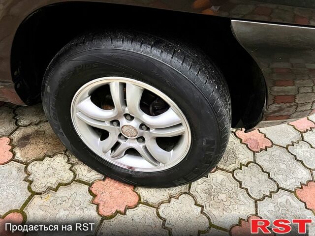 Черный Вольво В50, объемом двигателя 1.6 л и пробегом 210 тыс. км за 7300 $, фото 9 на Automoto.ua