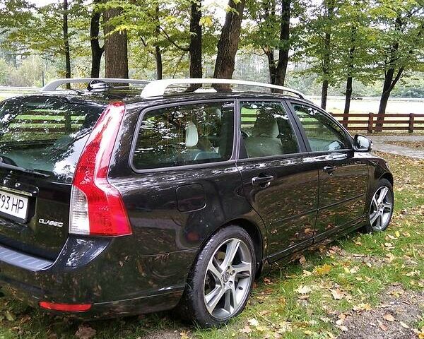 Черный Вольво В50, объемом двигателя 1.6 л и пробегом 166 тыс. км за 9000 $, фото 24 на Automoto.ua
