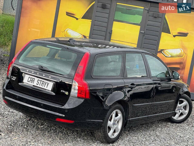 Черный Вольво В50, объемом двигателя 1.6 л и пробегом 226 тыс. км за 8600 $, фото 18 на Automoto.ua