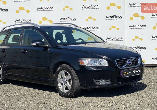 Черный Вольво В50, объемом двигателя 1.6 л и пробегом 197 тыс. км за 8200 $, фото 11 на Automoto.ua