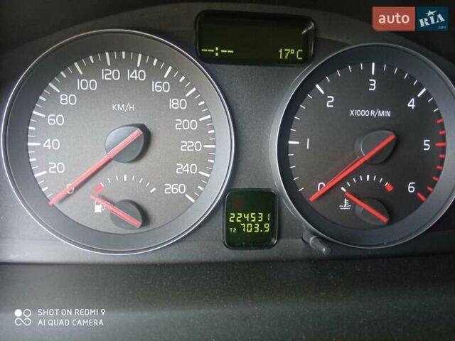 Черный Вольво В50, объемом двигателя 1.6 л и пробегом 224 тыс. км за 7000 $, фото 15 на Automoto.ua