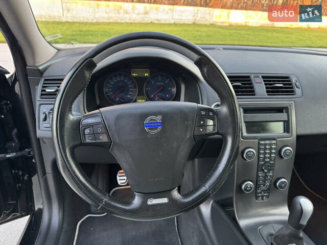 Черный Вольво В50, объемом двигателя 1.6 л и пробегом 235 тыс. км за 9350 $, фото 43 на Automoto.ua