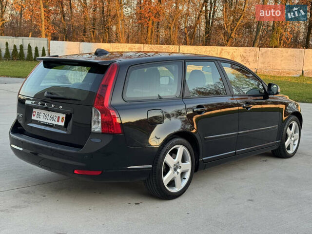 Черный Вольво В50, объемом двигателя 1.6 л и пробегом 235 тыс. км за 9350 $, фото 28 на Automoto.ua