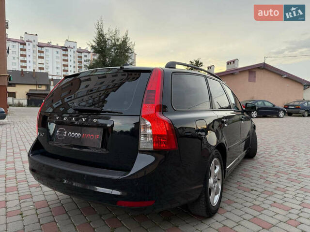 Чорний Вольво V50, об'ємом двигуна 1.6 л та пробігом 211 тис. км за 7950 $, фото 10 на Automoto.ua