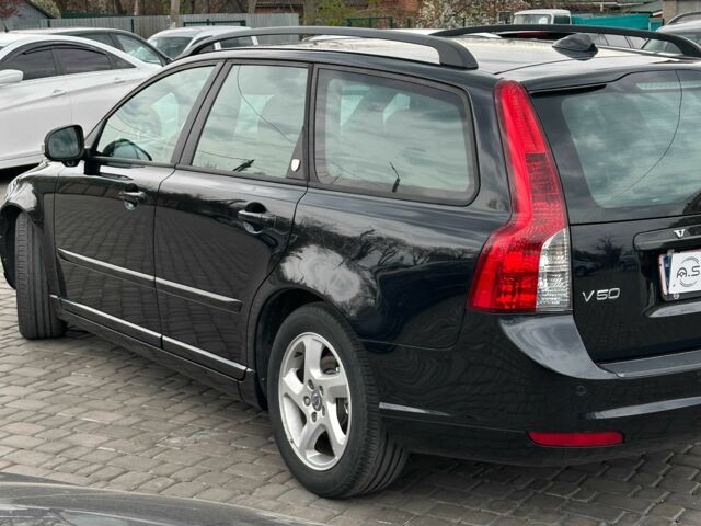 Чорний Вольво V50, об'ємом двигуна 1.6 л та пробігом 170 тис. км за 9250 $, фото 4 на Automoto.ua