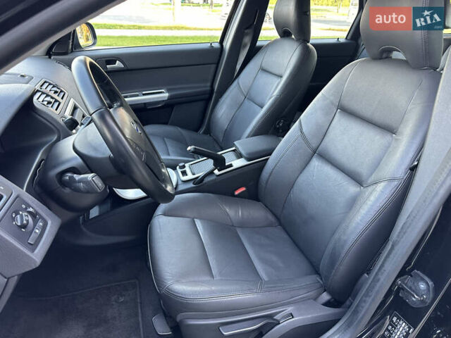 Чорний Вольво V50, об'ємом двигуна 2 л та пробігом 262 тис. км за 9850 $, фото 20 на Automoto.ua