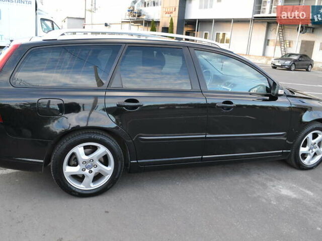 Черный Вольво В50, объемом двигателя 1.6 л и пробегом 218 тыс. км за 7600 $, фото 3 на Automoto.ua