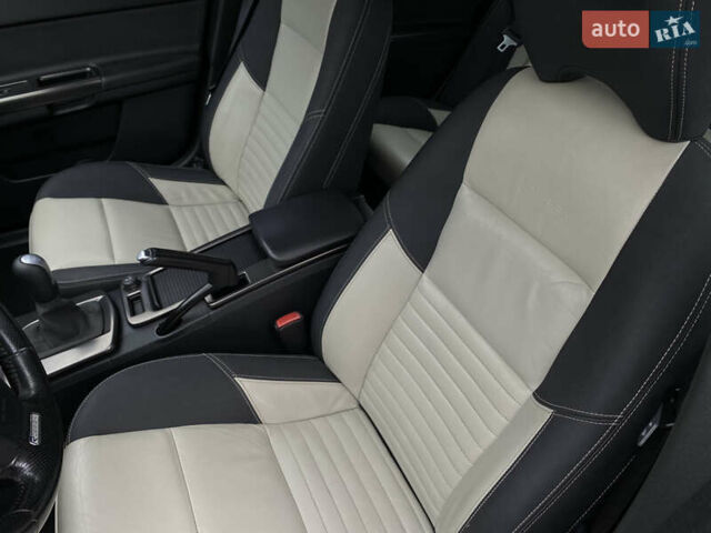 Черный Вольво В50, объемом двигателя 1.6 л и пробегом 235 тыс. км за 7999 $, фото 7 на Automoto.ua