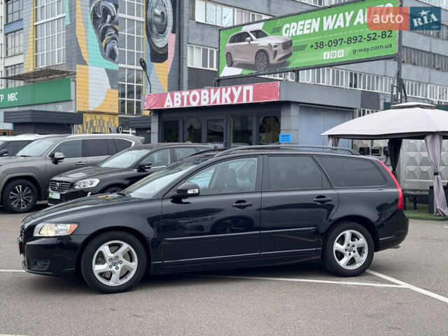 Черный Вольво В50, объемом двигателя 2 л и пробегом 213 тыс. км за 11000 $, фото 2 на Automoto.ua