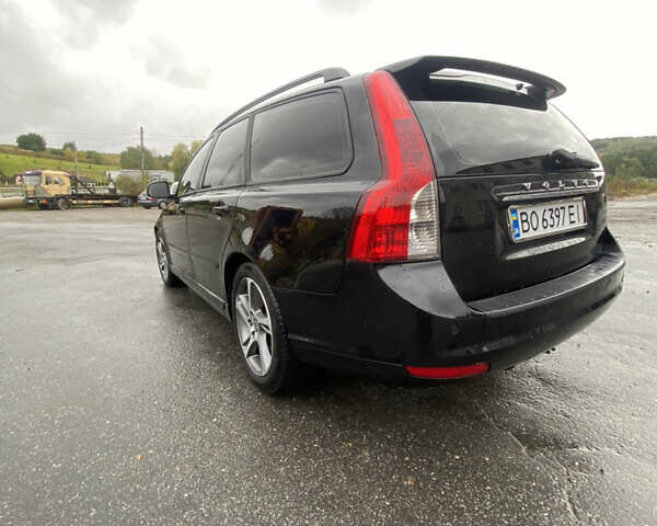 Черный Вольво В50, объемом двигателя 1.56 л и пробегом 215 тыс. км за 7900 $, фото 6 на Automoto.ua