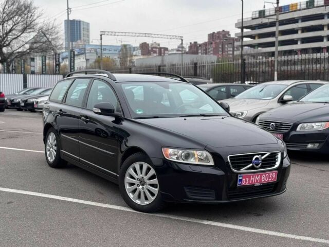 Черный Вольво В50, объемом двигателя 1.6 л и пробегом 213 тыс. км за 8900 $, фото 11 на Automoto.ua